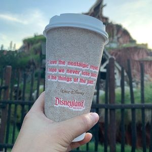 Meet your Posher, Laila